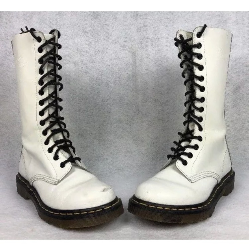 Dr. Martens 11856 Original White Leather Boots
